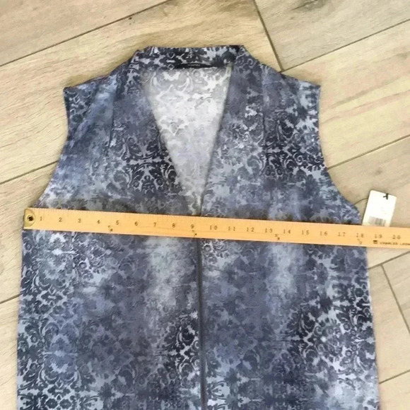 Tahari zipper front shira knit top kismet - Picture 4 of 4